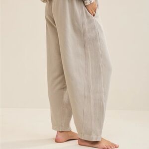Aerie Oh Snap! Barrel Sweatpant